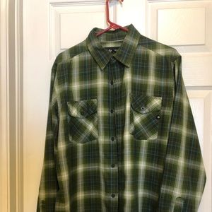 EUC Men’s Long Sleeve Button Down Shirt